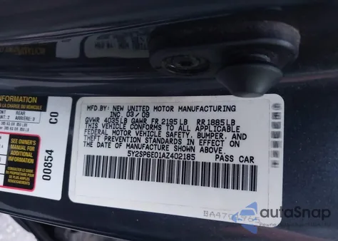 2010 Pontiac Vibe из США, поврежденный, VIN 5Y2SP6E01AZ402185